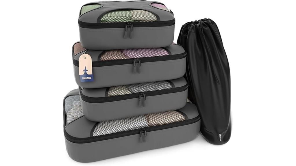 travel organizers with laundry